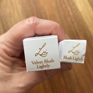 Lisa Eldridge Velvet Blush Lightly lipstick and matching lip liner